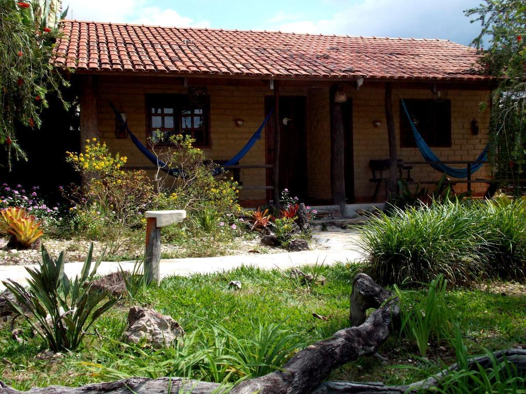 Pousada Vila Dos Ipes Кавалчанте Стая снимка